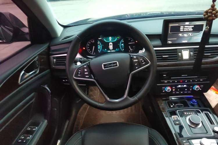 Used Zotye Z700 2018 Z700H 1.8T DCT Prestige Model Steering Wheel