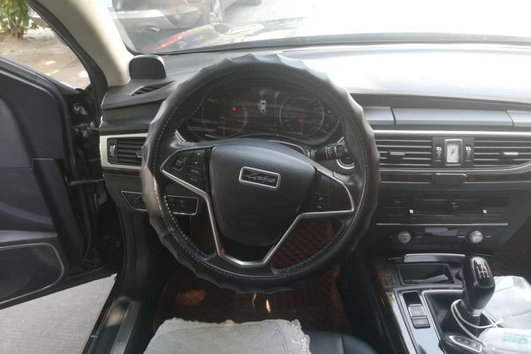 Used Zotye Z700 2018 Z700H 1.8T Manual Luxury Model Steering Wheel