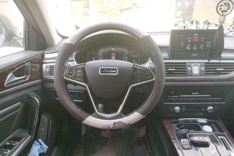 Used Zotye Z700 2018 Z700H 1.8T DCT Luxury Edition Steering Wheel