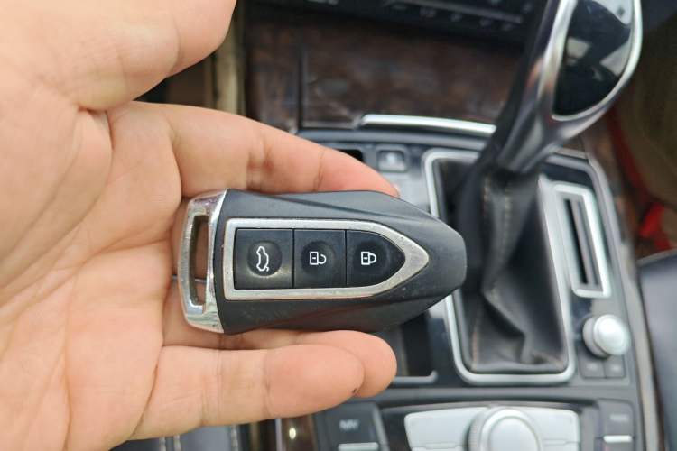 Used Zotye Z700 2018 Z700H 1.8T DCT Luxury Edition Vehicle Key