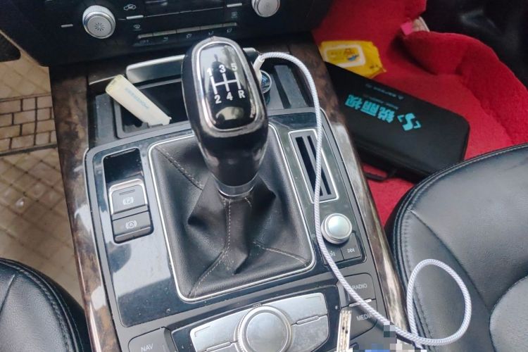 Used Zotye Z700 2018 Z700H 1.8T Manual Luxury Model Gear Lever