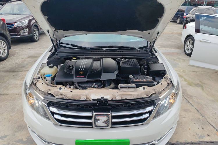 Used Zotye Z700 2018 Z700H 1.8T Manual Luxury Model Engine Bay