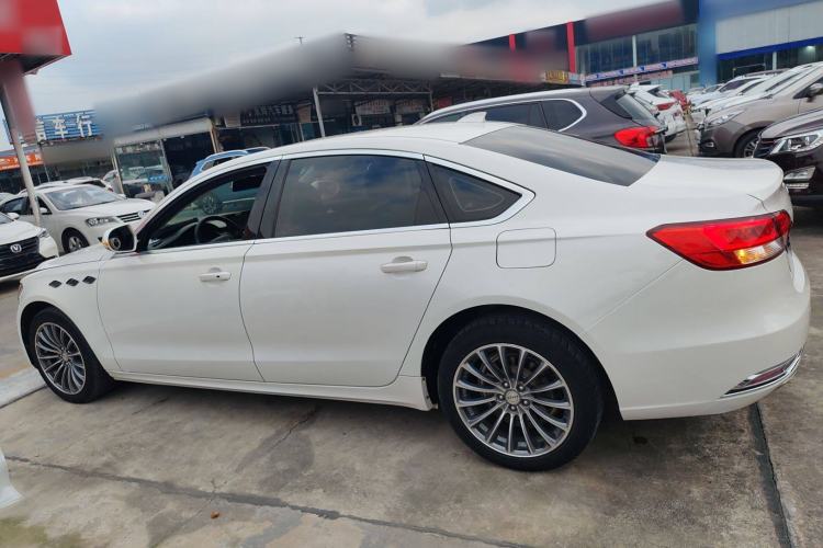Used Zotye Z700 2018 Z700H 1.8T Manual Luxury Model Left Side