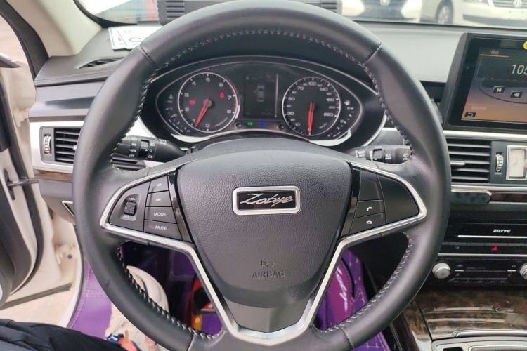 Used Zotye Z700 2018 Z700H 1.8T Manual Luxury Model Steering Wheel