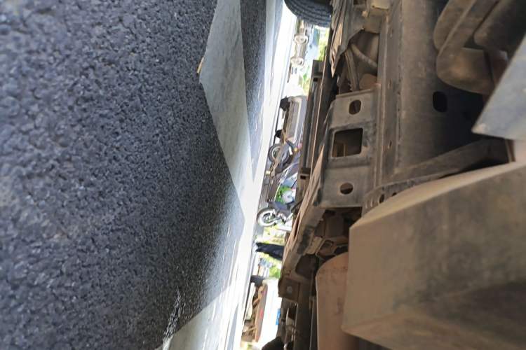 Used Zxauto 1949 2022 2.3T Commercial Version Diesel Manual 4x4 Luxury Big Double-Cab Chassis Front Right