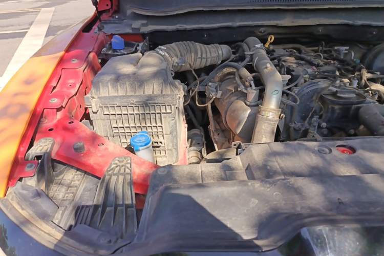 Used Zxauto 1949 2022 2.3T Commercial Version Diesel Manual 4x4 Luxury Big Double-Cab Engine Bay Right