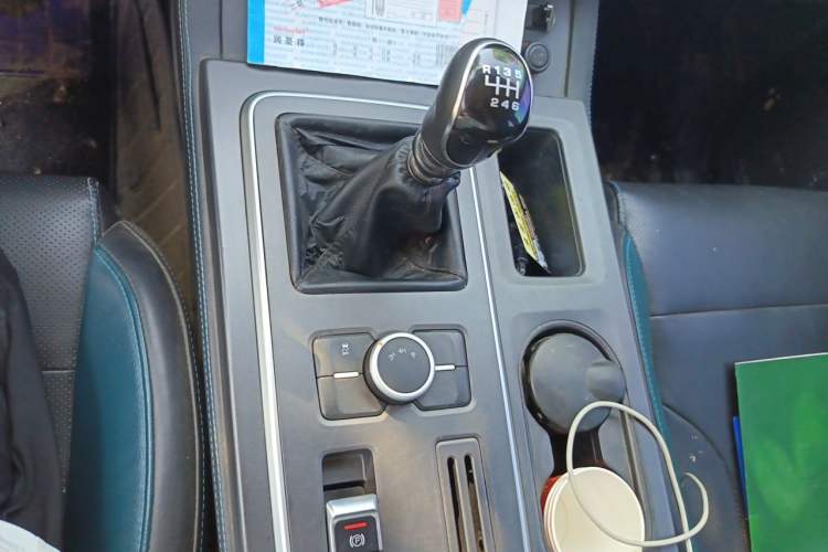 Used Zxauto 1949 2022 2.3T Commercial Version Diesel Manual 4x4 Luxury Big Double-Cab Gear Lever