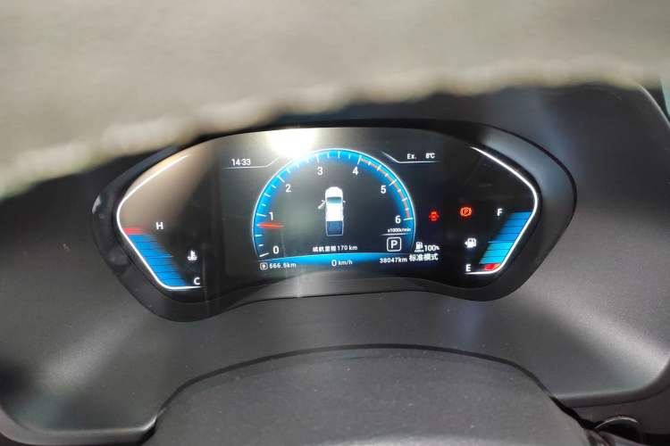 Used Zxauto 1949 2023 2.3T Passenger Version Diesel Automatic 4x4 Ultra-Luxury Standard Double Instrument Cluster