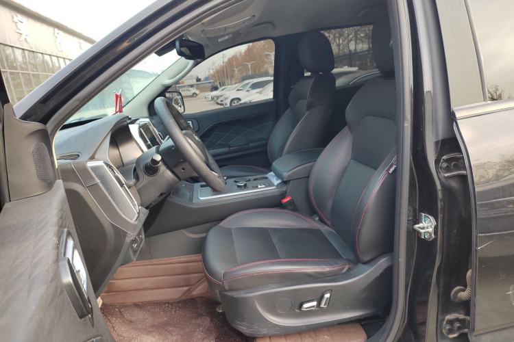 Used Zxauto 1949 2023 2.3T Passenger Version Diesel Automatic 4x4 Ultra-Luxury Standard Double Left Front Seat