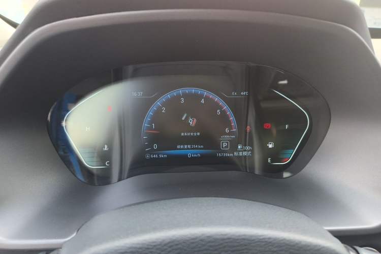 Used Zxauto 1949 2023 2.3T Passenger Version Diesel Automatic 4x4 Ultra-Luxury Standard Double Instrument Cluster