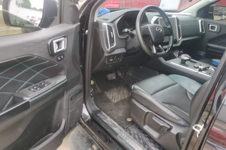 Used Zxauto 1949 2024 2.3T Passenger Version Diesel Automatic 4x4 Comfort Class Standard Cab Driver Seat