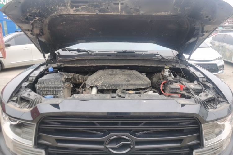 Used Zxauto 1949 2024 2.3T Passenger Version Diesel Automatic 4x4 Comfort Class Standard Cab Engine Bay