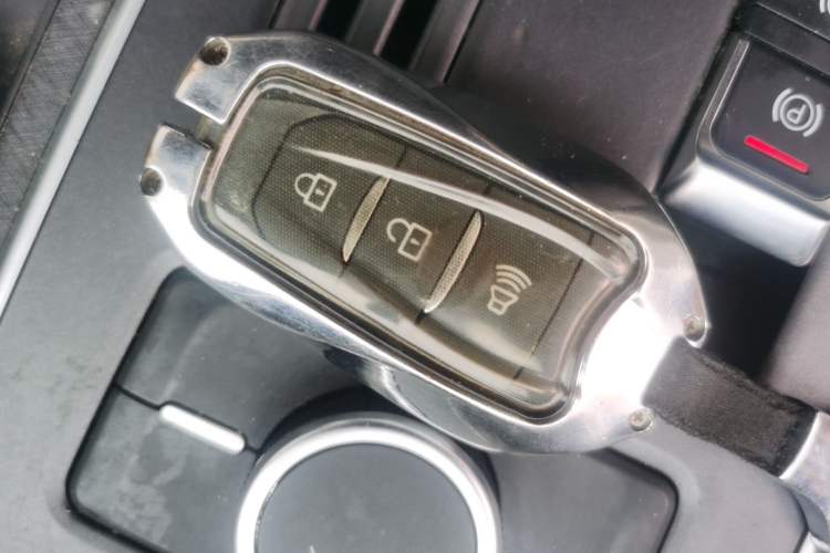 Used Zxauto 1949 2024 2.3T Passenger Version Diesel Automatic 4x4 Comfort Class Standard Cab Vehicle Key