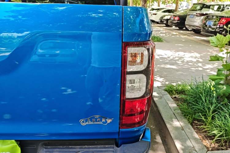 Used Zxauto 1986 2023 2.8T Heavy-Duty Manual Diesel Two-Wheel Drive Big Double Cab JE493ZLQ6E Exterior 3