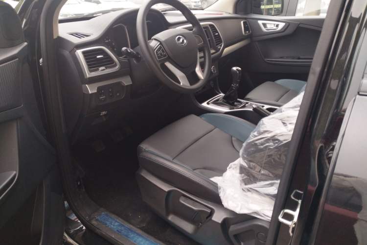 Used Zxauto 1986 2024 2.8T Explorer Edition Plus Manual Diesel 4x4 Big Double Flatbed Interior 1