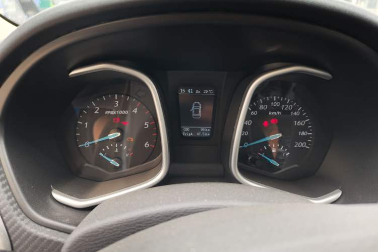 Used Zxauto 1986 2024 2.8T Heavy-Duty Diesel Manual Two-Wheel Drive Luxury Big Double Flatbed Instrument Cluster