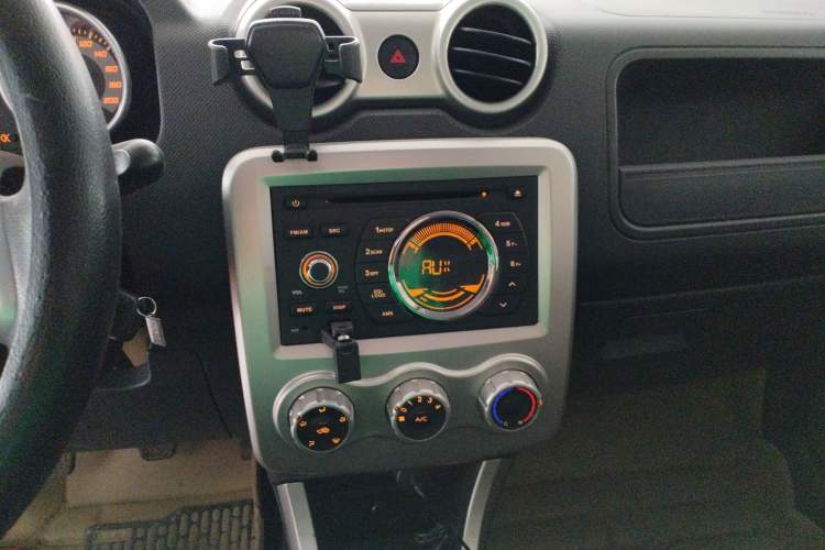 Used Zxauto C3 2014 1.5L Manual Business Edition Audio And AC Panel
