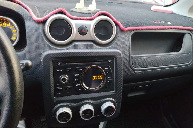 Used Zxauto C3 2014 1.5L Manual - Start-Up Version Audio And AC Panel