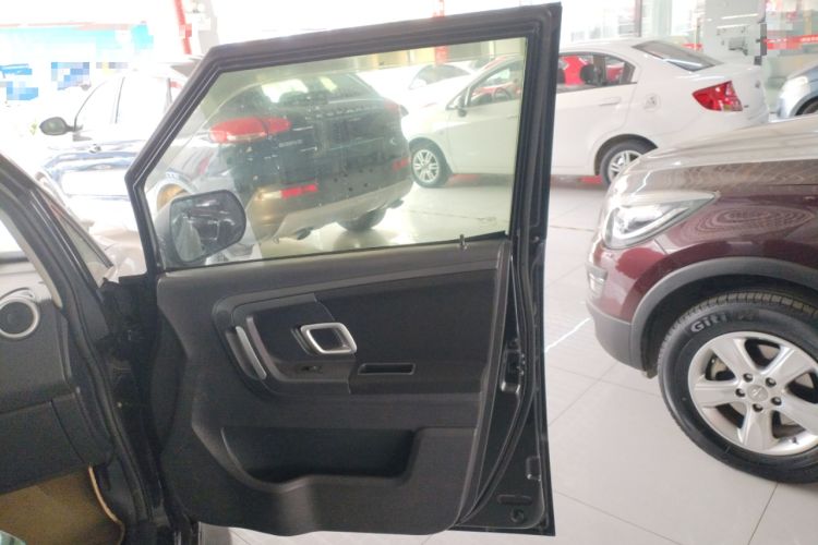 Used Zxauto C3 2014 1.5L Manual Business Edition Interior 5