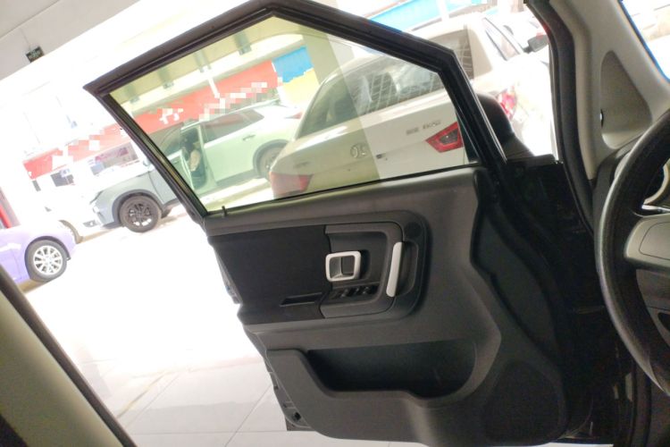 Used Zxauto C3 2014 1.5L Manual Business Edition Interior 7