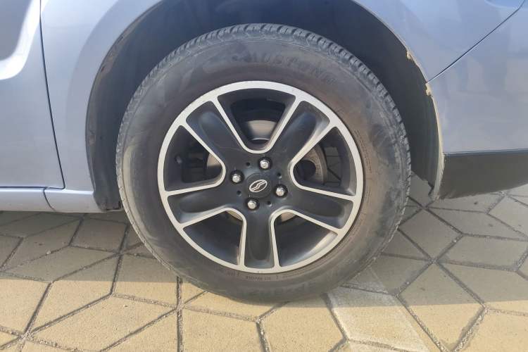 Used Zxauto C3 2014 1.5L Manual Business Edition Right Front Wheel Hub