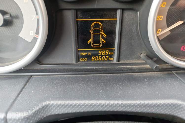 Used Zxauto C3 2014 1.5L Manual Business Edition Odometer Close Up