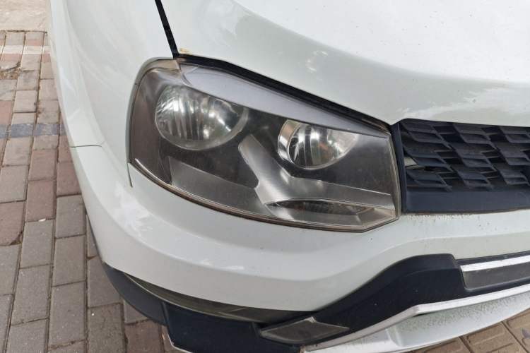 Used Zxauto C3 2014 1.5L Manual Business Edition Right Front Headlight