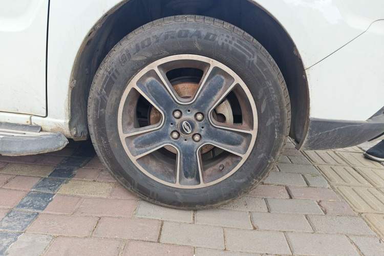 Used Zxauto C3 2014 1.5L Manual Business Edition Right Front Wheel Hub