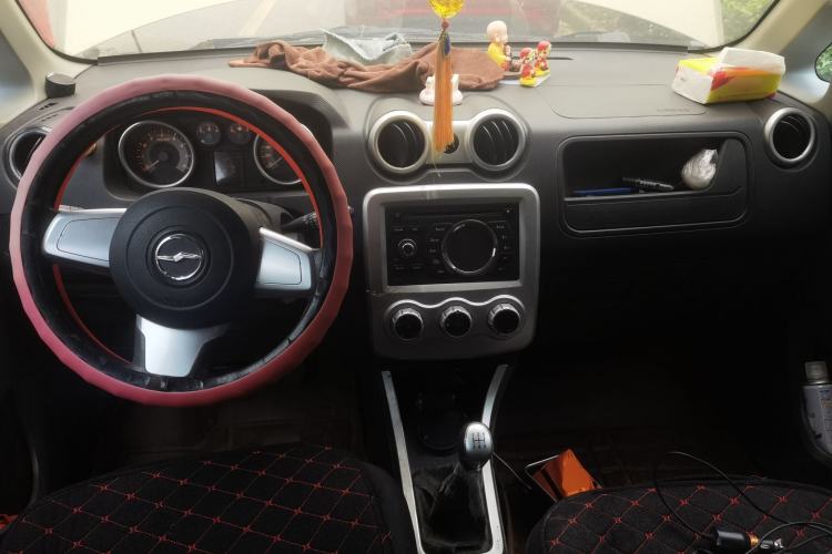 Used Zxauto C3 2014 1.5L Manual Business Edition Center Console