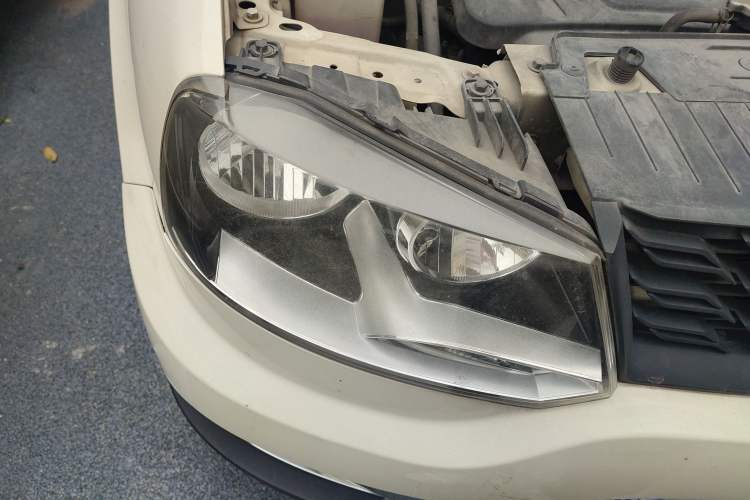 Used Zxauto C3 2014 1.5L Manual - Start-Up Version Right Front Headlight
