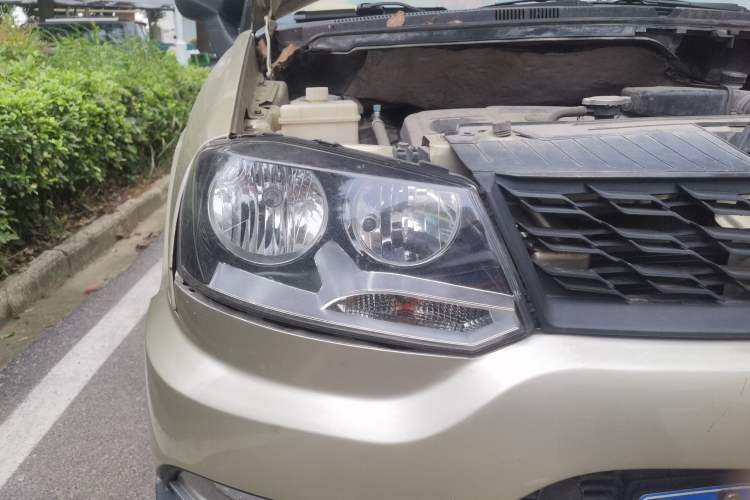 Used Zxauto C3 2014 1.5L Manual Business Edition Right Front Headlight
