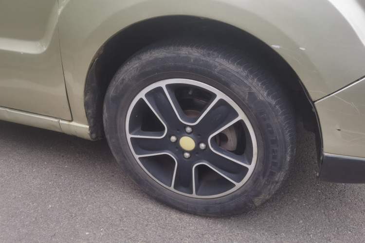 Used Zxauto C3 2014 1.5L Manual Business Edition Right Front Wheel Hub
