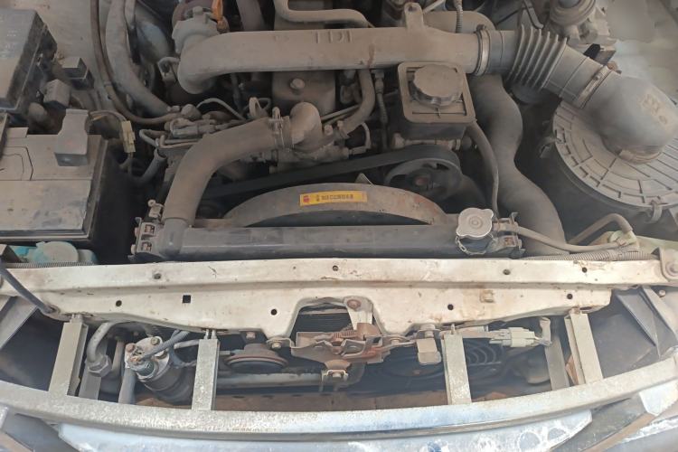 Used Zxauto Flagship A9 2009 2.4T Diesel Luxury Version Engine Bay