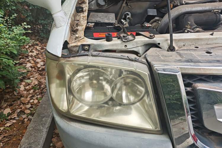 Used Zxauto Flagship A9 2009 2.4T Diesel Luxury Version Right Front Headlight