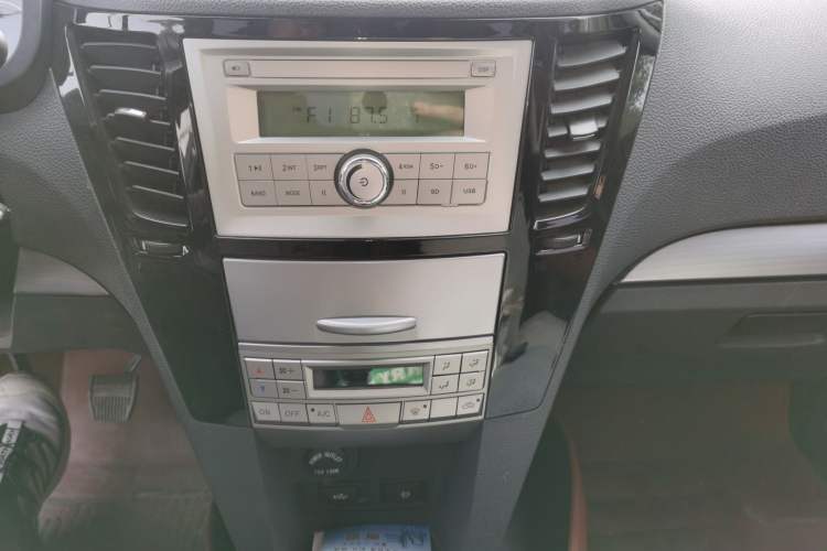 Used Zxauto Grandtiger 2020 1.5T Off-Road Edition Gasoline China VI Standard Two-Wheel-Drive Big Double Cab Audio And AC Panel