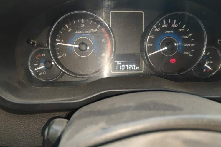 Used Zxauto Grandtiger 2013 2.8T Diesel Two-Wheel Drive Common Rail Odometer Close Up
