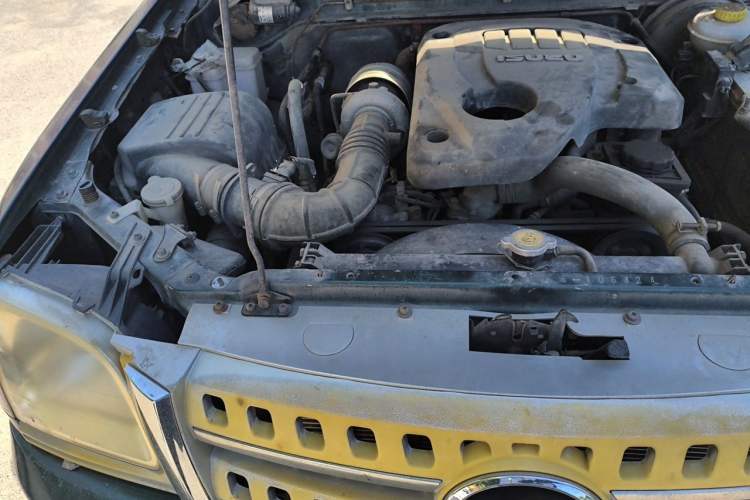 Used Zxauto Grandtiger 2013 2.8T Diesel Two-Wheel Drive Common Rail Engine Bay Right