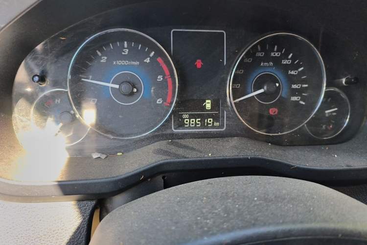 Used Zxauto Grandtiger 2013 2.8T Diesel Two-Wheel Drive Common Rail Odometer Close Up