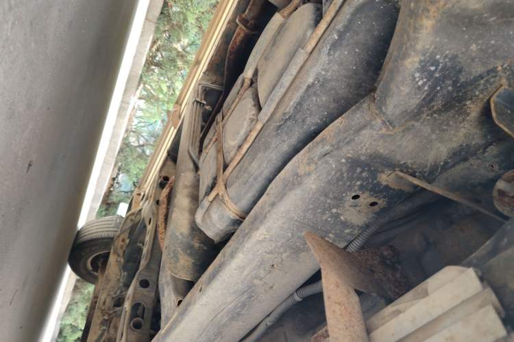 Used Zxauto Grandtiger 2014 2.8T Two-Wheel Drive Diesel Luxury Version Chassis Rear Right