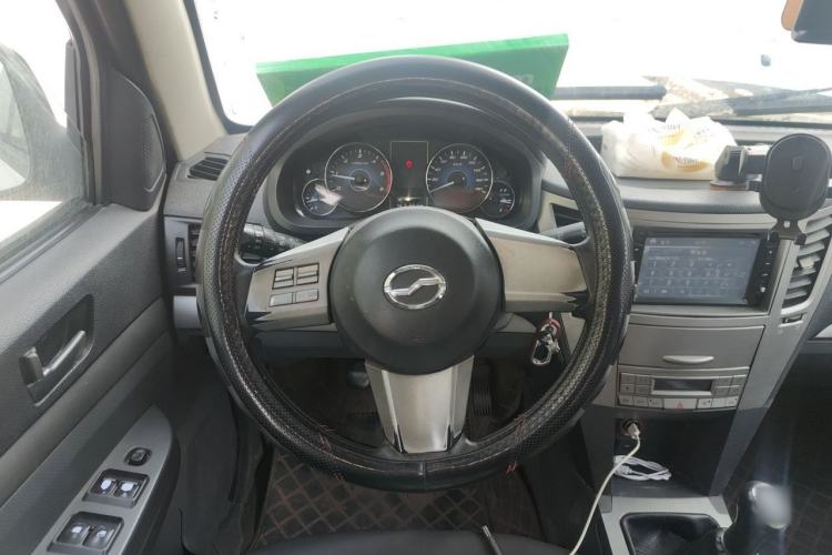 Used Zxauto Grandtiger 2014 2.8T Two-Wheel-Drive Diesel Elite Version Steering Wheel