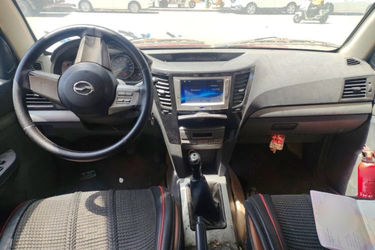 Used Zxauto Grandtiger 2015 2.8T Diesel Two-Wheel Drive Value Edition Mid-Size Center Console