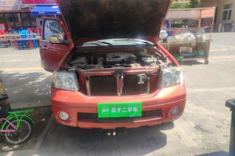 Used Zxauto Grandtiger 2015 2.8T Diesel Two-Wheel Drive Value Edition Mid-Size Engine Bay