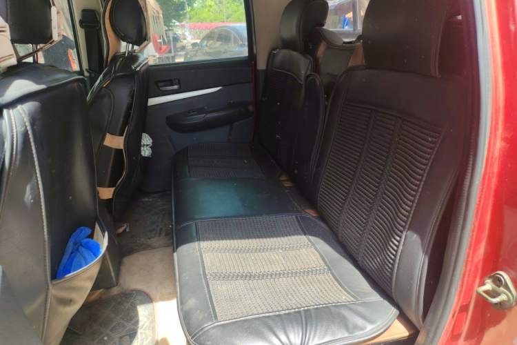 Used Zxauto Grandtiger 2015 2.8T Diesel Two-Wheel Drive Value Edition Mid-Size Left Rear Seat