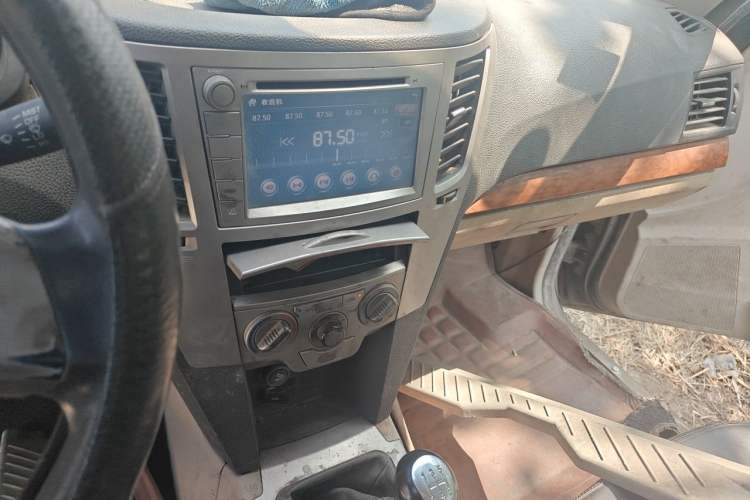 Used Zxauto Grandtiger 2016 Isuzu 2.8T Diesel Two-Wheel-Drive Elite Model Audio And AC Panel