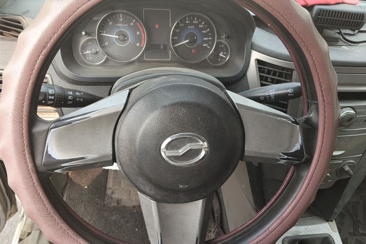 Used Zxauto Grandtiger 2016 Isuzu 2.8T Diesel Two-Wheel-Drive Elite Model Steering Wheel