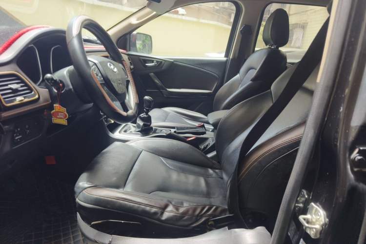 Used Zxauto Grandtiger 2018 2.5T Off-Road Version Diesel China V Two-Wheel Drive Luxury Grade Medium Double Cabin SD4V25R-100 Left Front Seat