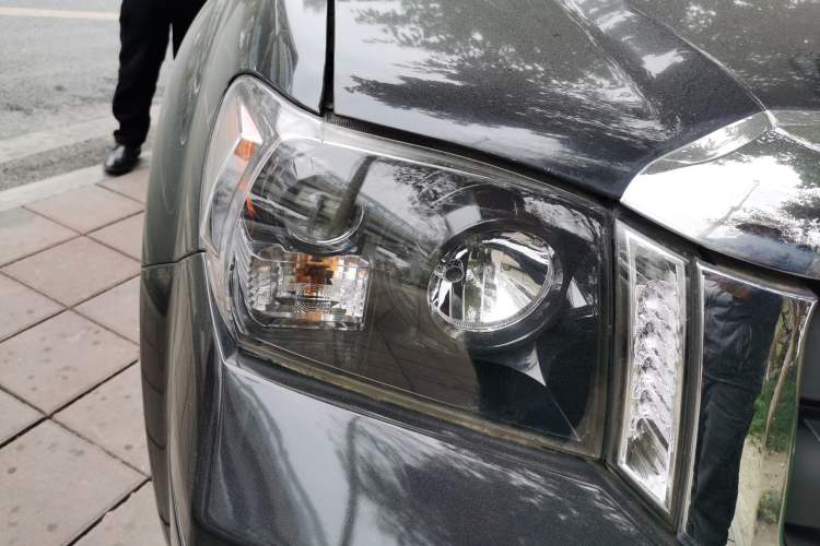 Used Zxauto Grandtiger 2018 2.5T Diesel China V-Standard 4x4 Elite Version Mid-Size XD25T5 Right Front Headlight