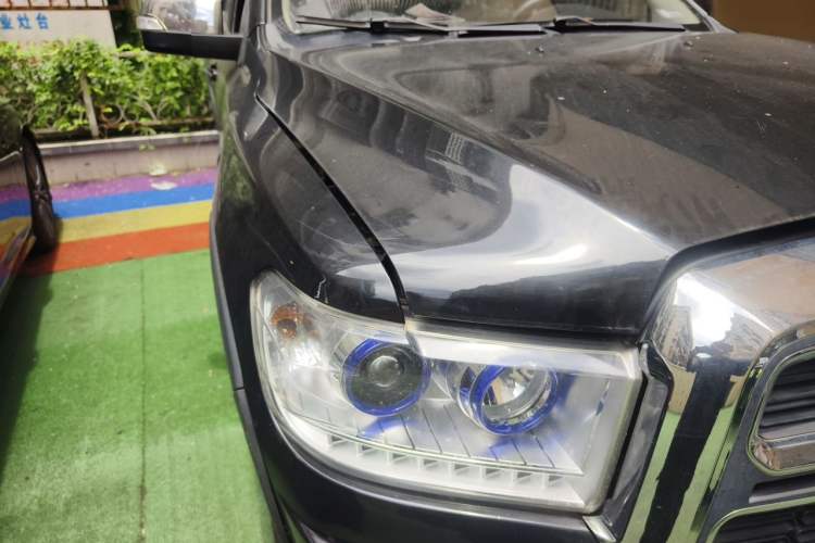 Used Zxauto Grandtiger 2018 2.5T Off-Road Version Diesel China V Two-Wheel Drive Luxury Grade Medium Double Cabin SD4V25R-100 Right Front Headlight