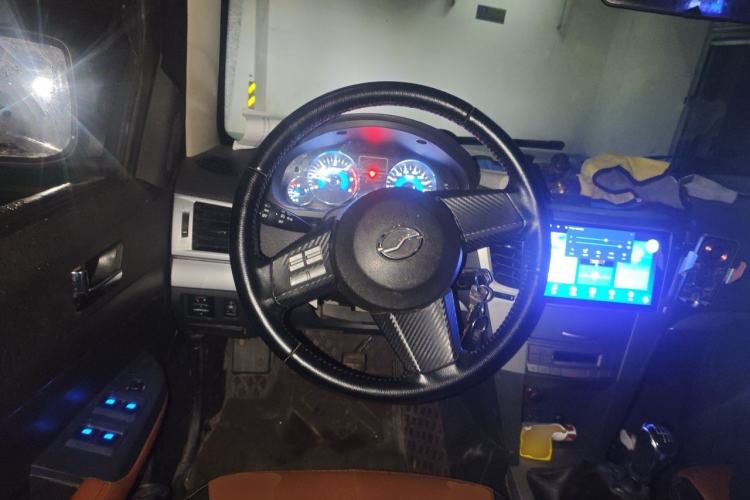 Used Zxauto Grandtiger 2018 2.5T Off-Road Diesel National V Four-Wheel Drive Luxury Version Big Double Cab SD4V25R-100 Steering Wheel