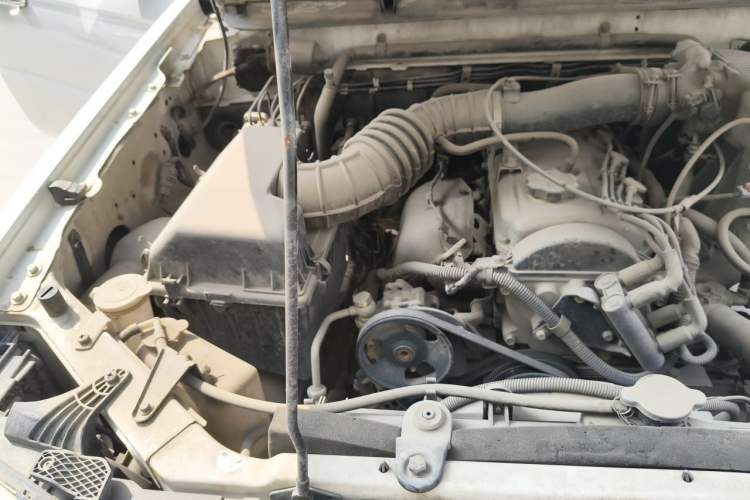 Used Zxauto Grandtiger 2018 2.4L Off-Road Version Gasoline National Emission Standard V 4WD Standard Configuration Big Double Cab – 4G69S4N Engine Bay Right